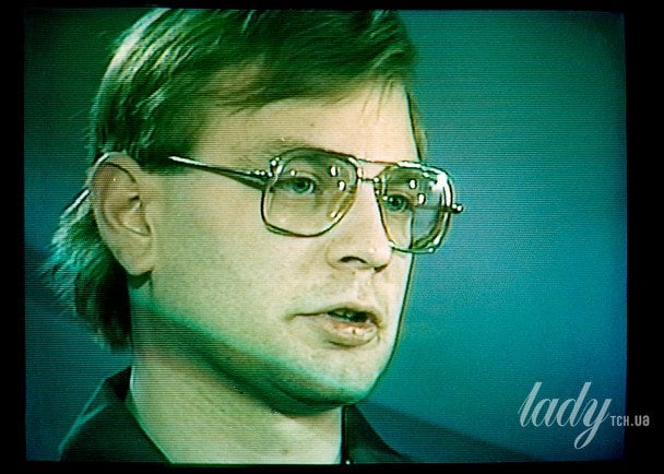 Джеффрі Дамер дає інтерв’ю у виправній колонії Колумбія в Портеджі, штат Вісконсин, 12 січня 1993 року / © Associated Press