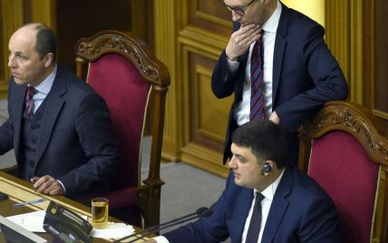Яценюк признался, как можно было бы повысить минимальную заработную плату