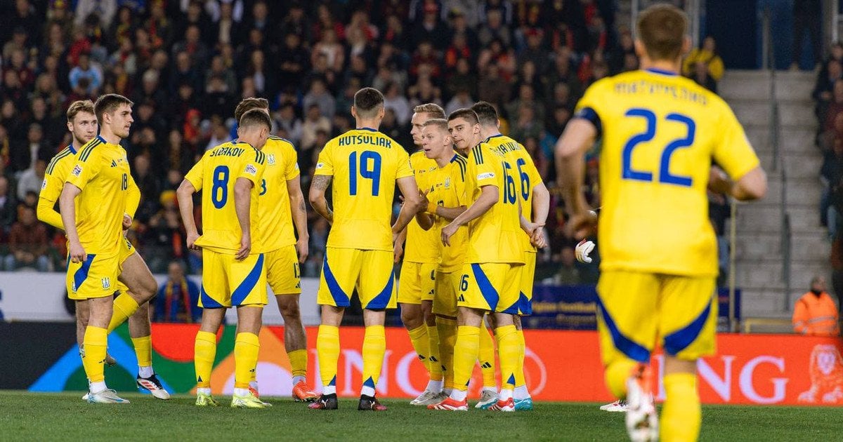 Збірна України з футболу
