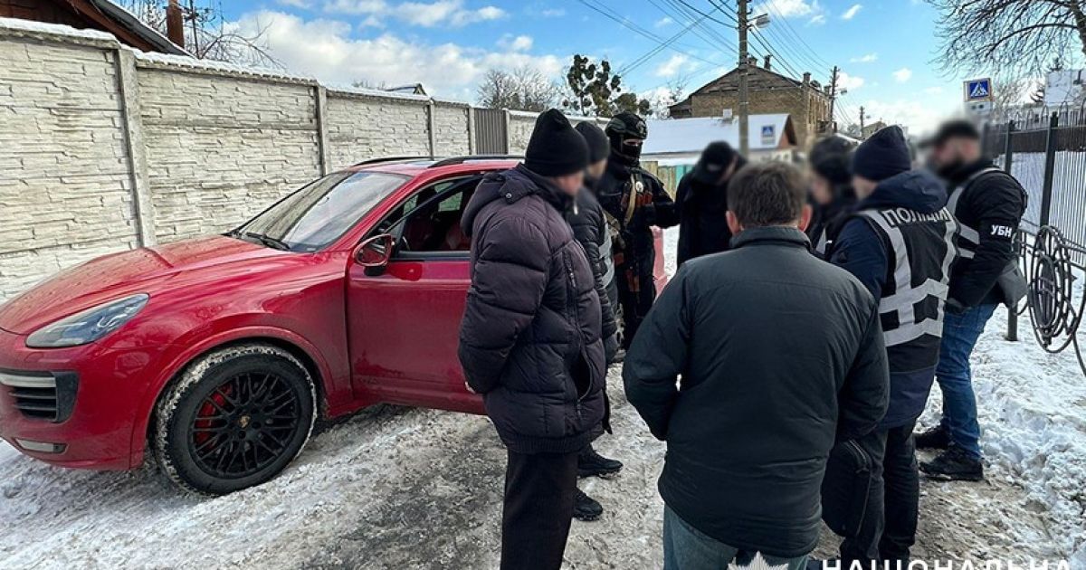 Поліція Києва перекрила міжнародний канал постачання кокаїну до столиці