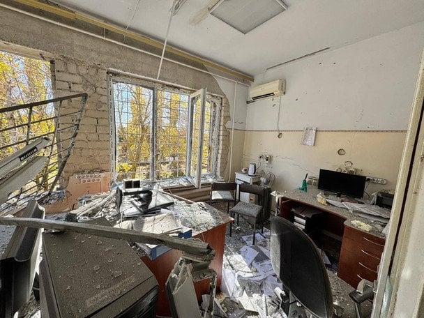 The aftermath of the strike on the hospital in Kherson / © Volodymyr Zelenskyy