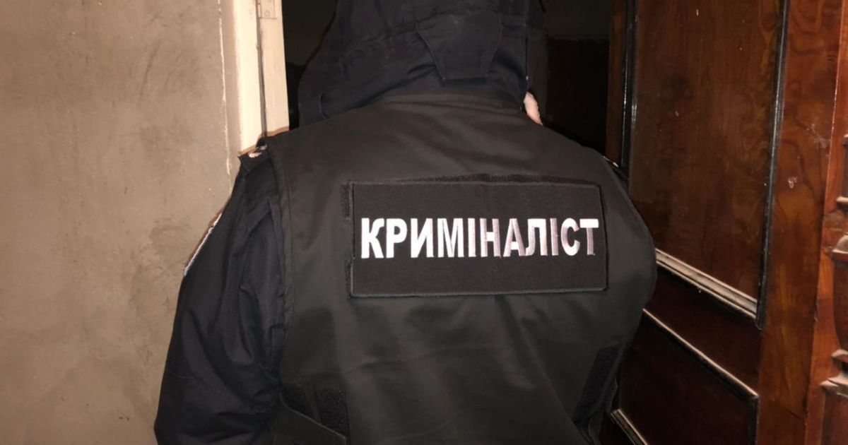 Оставил умирать на полу: в Сумской области сын убил свою мать