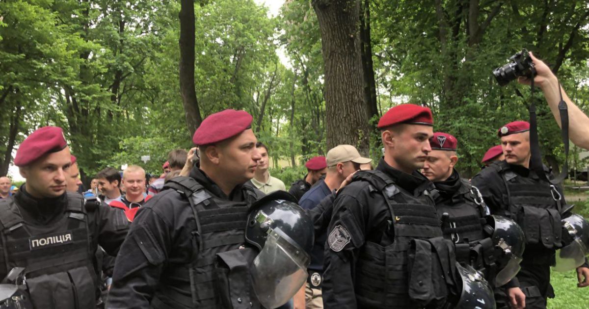 Полиция заявила о пострадавшем во время столкновения в Киеве