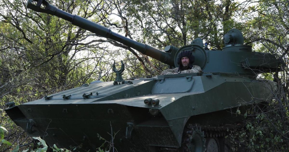 ЗСУ відбили ворожі атаки на 8 ділянках на Донбасі, а окупанти укріплюються в Криму: ранкове зведення Генштабу ЗСУ