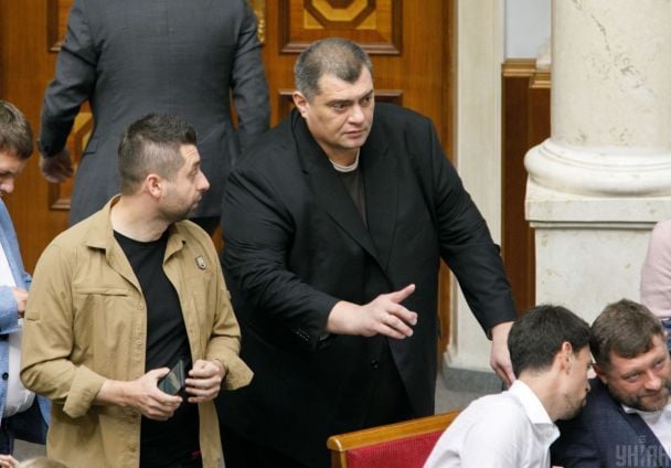 Чи дійсно НАБУ прийшло з обшуками до нардепа Корявченкова — деталі