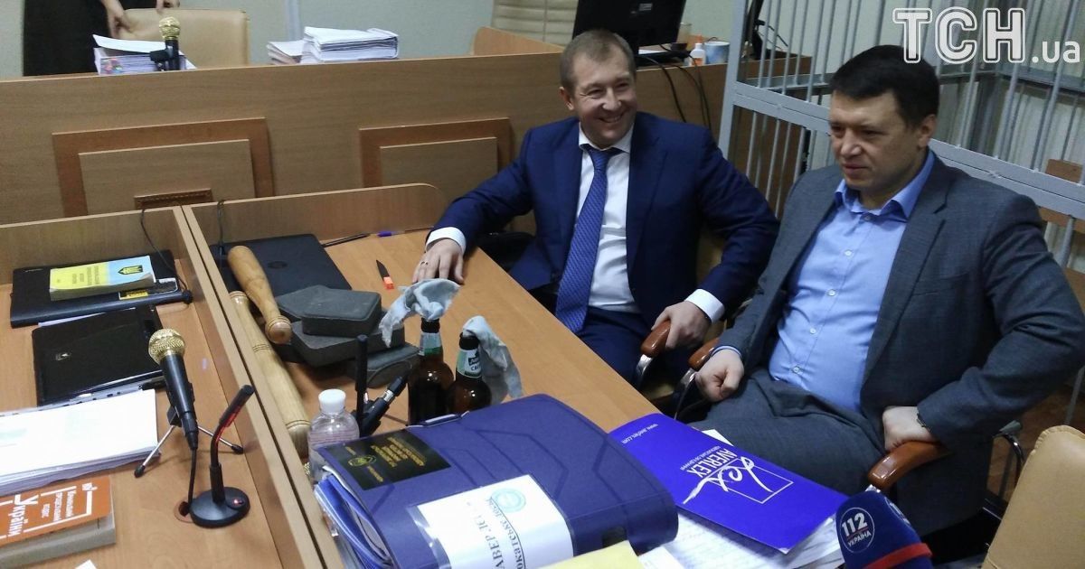 Суд у справі Януковича, бруківка _6 / © Фото Дмитрия Фурдака/ТСН