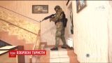 Два десятка вооруженных туристов задержали в одном из отелей Одессы