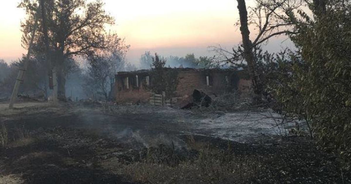 Пожежа у Новокам'янці_5 / © Facebook / Павло Жебрівський