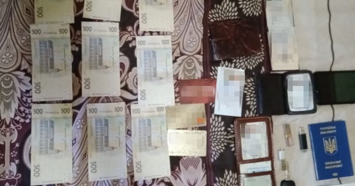 СБУ викрила на хабарі у 1 мільйон гривень посадовців Командування Медичних сил ЗСУ