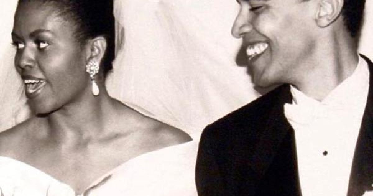 Барак и Мишель Обама 23 года вместе. / © twitter.com/tvonetv