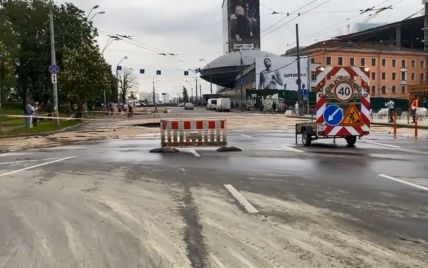 У Києві перекрили вулицю Антоновича через прорив водогону: схема об'їзду