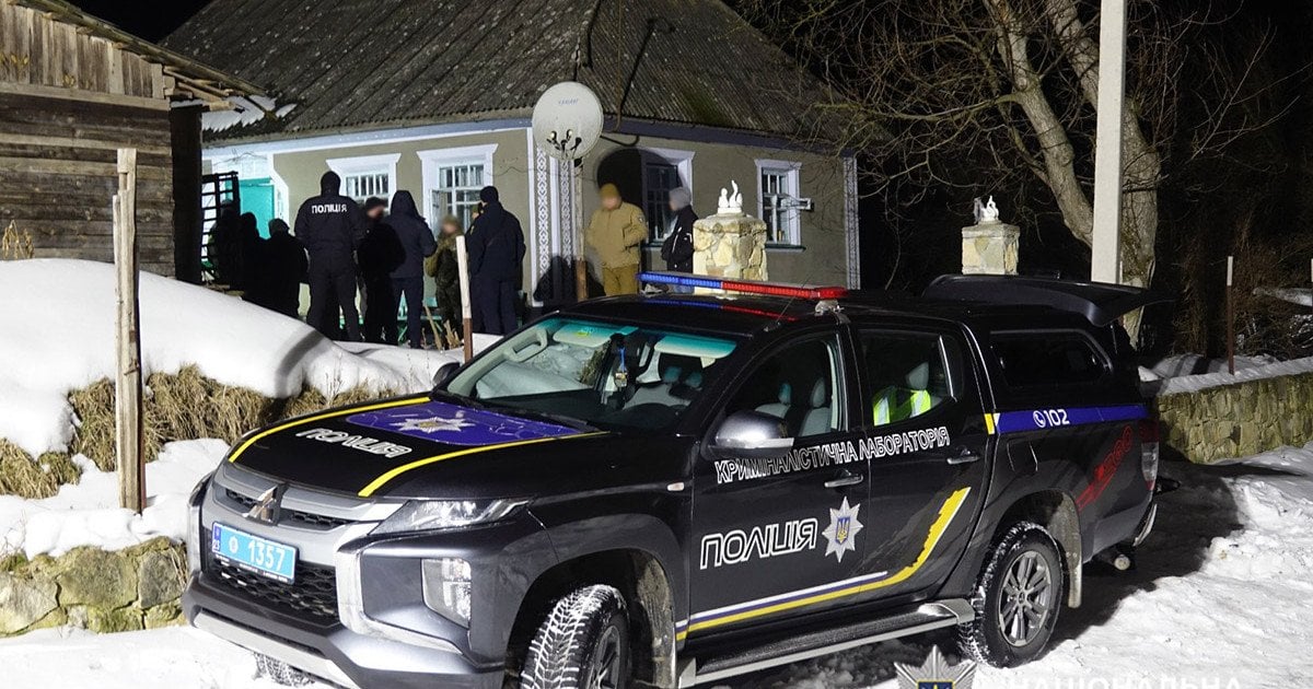 Під Хмельницьким вибухнула граната у руках дитини, матір у лікарні.