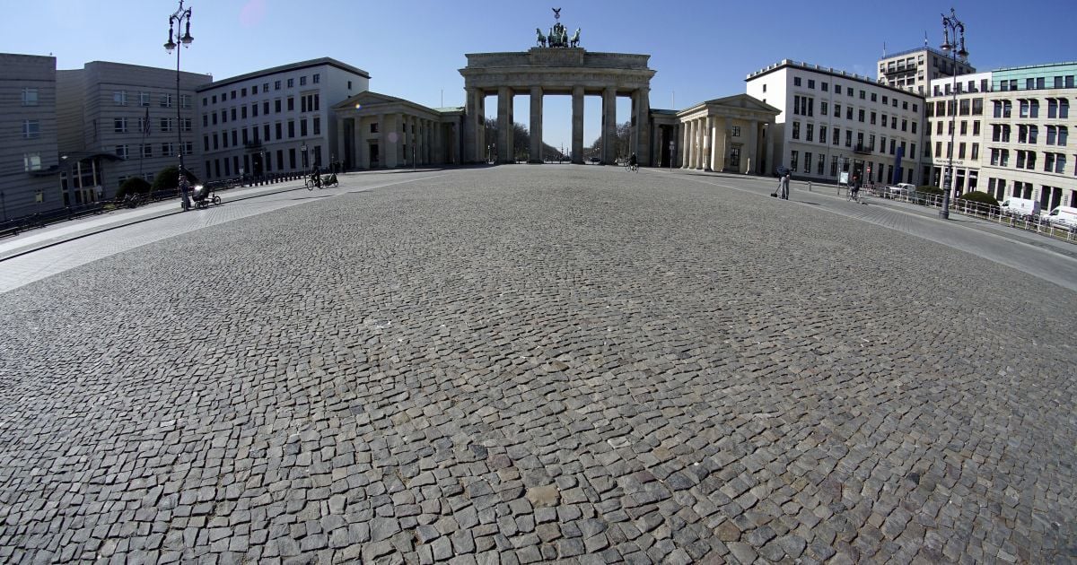 Коронавірус знову атакує Німеччину: там вперше за три місяці зафіксували понад тисячу випадків