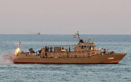 Иран по ошибке атаковал собственный корабль, в результате чего погибли десятки людей - СМИ