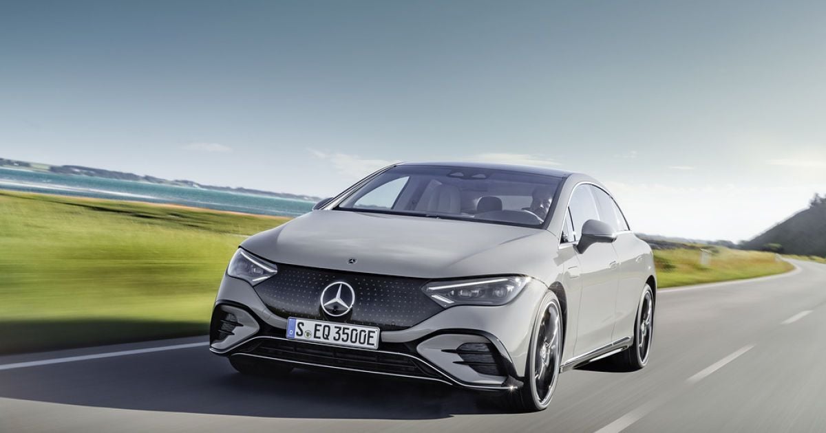 На нові автомобілі Mercedes-Benz доведеться чекати понад рік: причина