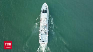 Катер "Слов’янськ" затонув у Чорному морі під Одесою від ворожої ракети, інформації про екіпаж досі немає