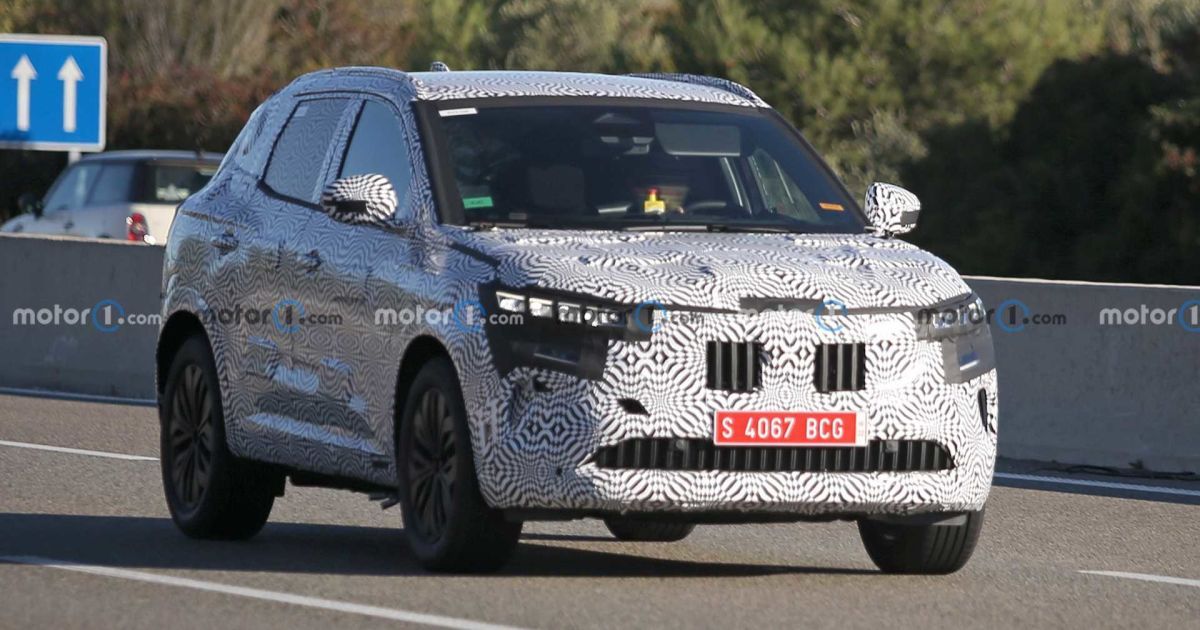 Новий кросовер від Renault помітили на дорозі