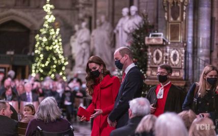 Вся у червоному: ефектний образ герцогині Кембриджської на різдвяному концерті