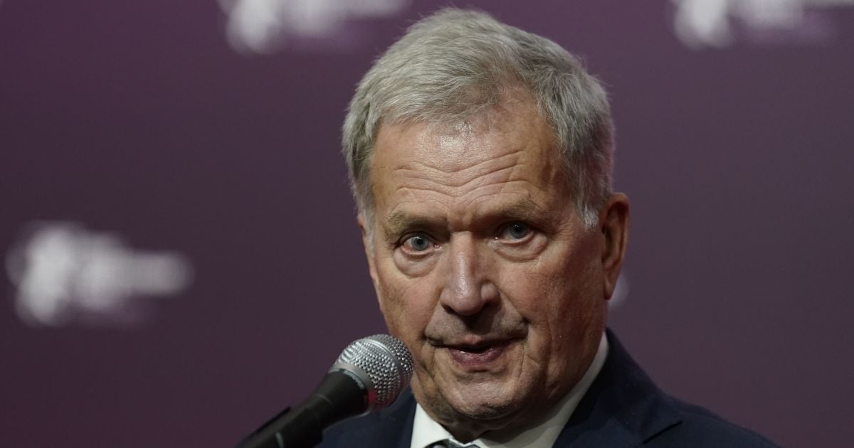 Президент Финляндии ратифицировал законы о вступлении в НАТО