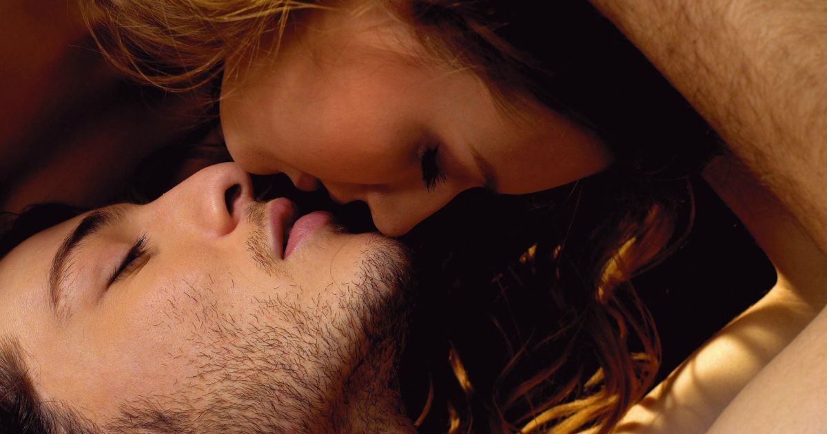 Жалаңаш бизнес-ханымдардың суреттері