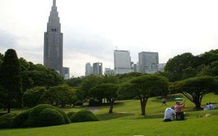 У Японії касир парку безкоштовно пропустив 160 тисяч іноземців, бо боявся їх