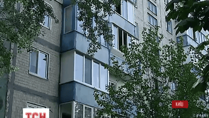 У Києві озброєний гранатою чоловік взяв у заручники дитину