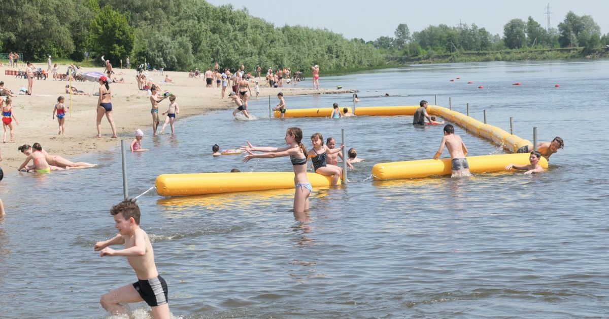У Києві на понад 10 пляжах виявили кишкову паличку: перелік