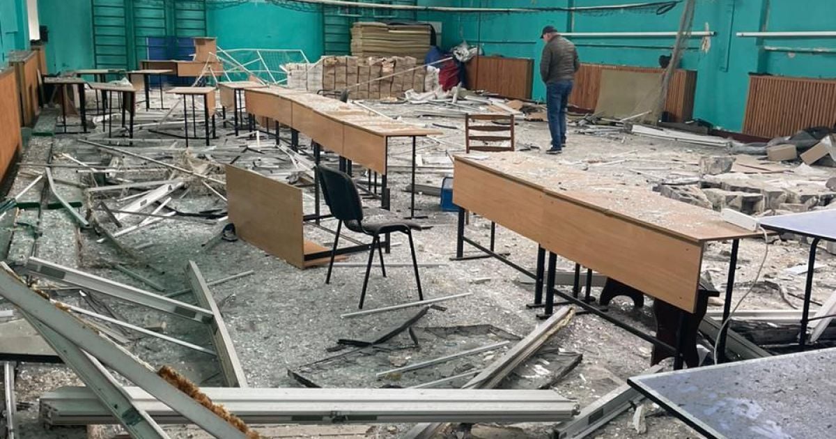 В Авдіївці окупанти обстріляли центр міста, у Мирнограді - школу: як минула ніч на Донеччині