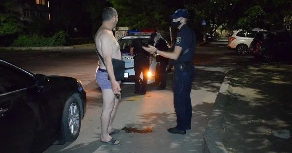 Дтп в николаеве - водитель лексуса въехал в супермаркет - новости николаева