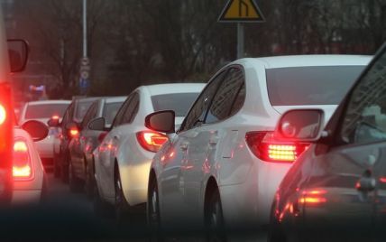 Поліція Києва закликала водіїв не їхати у центр міста під час "Маршу рівності"