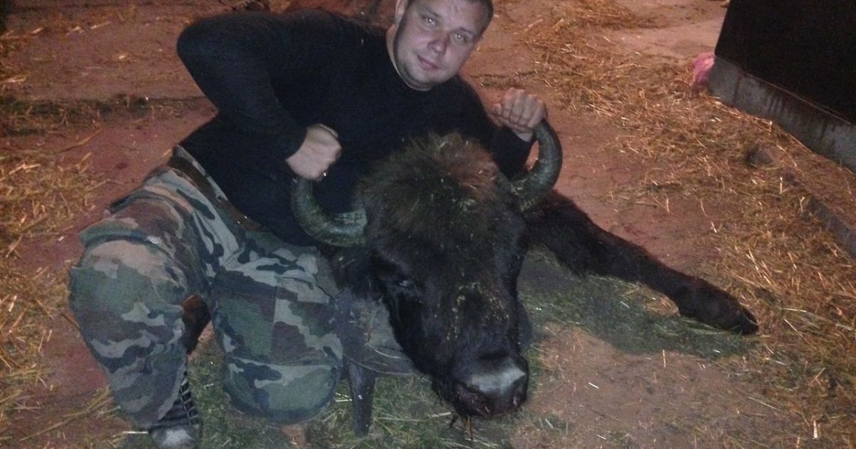 Чиновник называет фото поддельными, а скандал &ndash; заказным