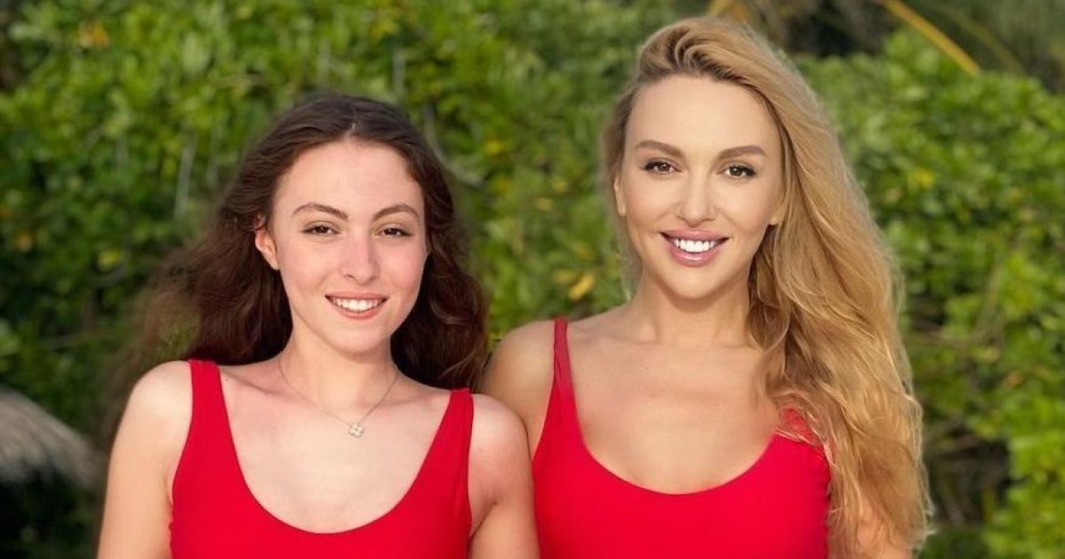 Olya Polyakova and 18-Year-Old Daughter Masha Wow Fans with Duet Performance of New Song “Cherry”