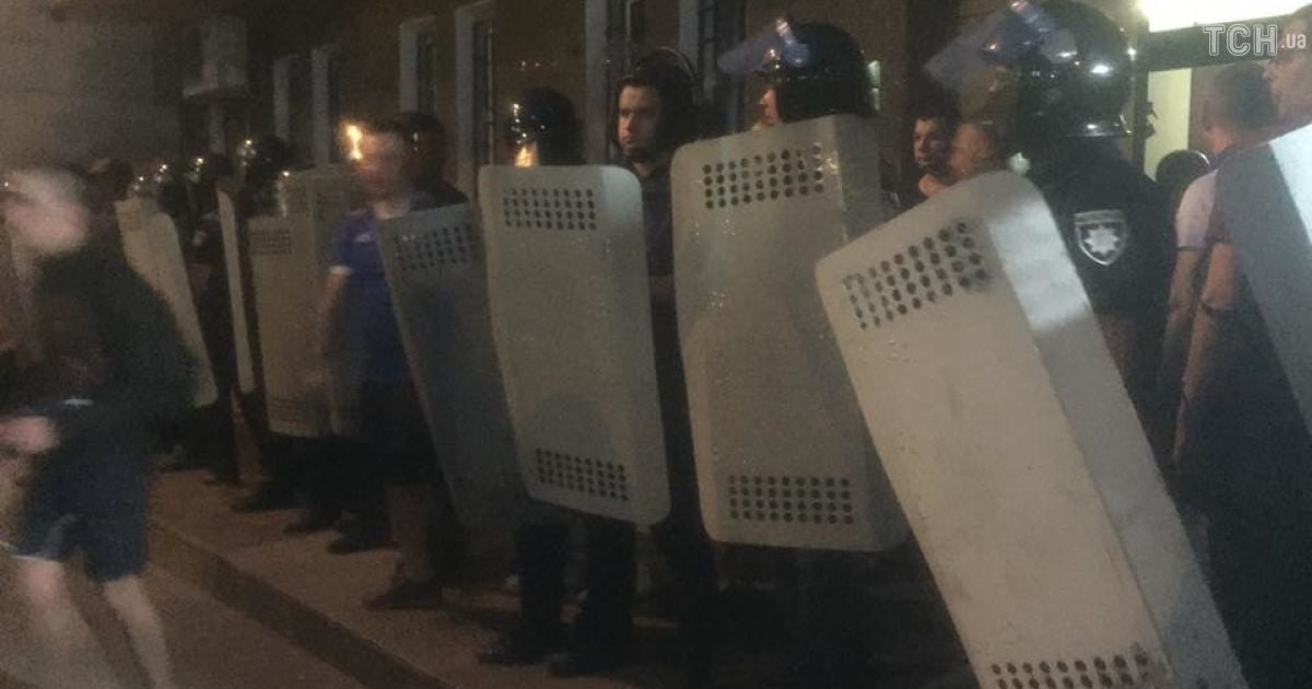 бійка фанатів у Дніпрі_4 / © Ольга Павловська/ТСН