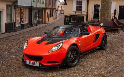 Lotus представил новую версию спорткара Elise