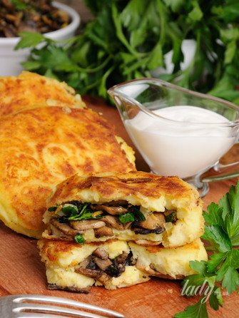 Картофельные зразы с грибной начинкой: рецепт вкусного картофельного блюда