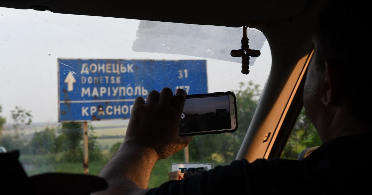 В Авдеевской промзоне боевики стреляют из минометов, гранатометов, стрелкового оружия и танка