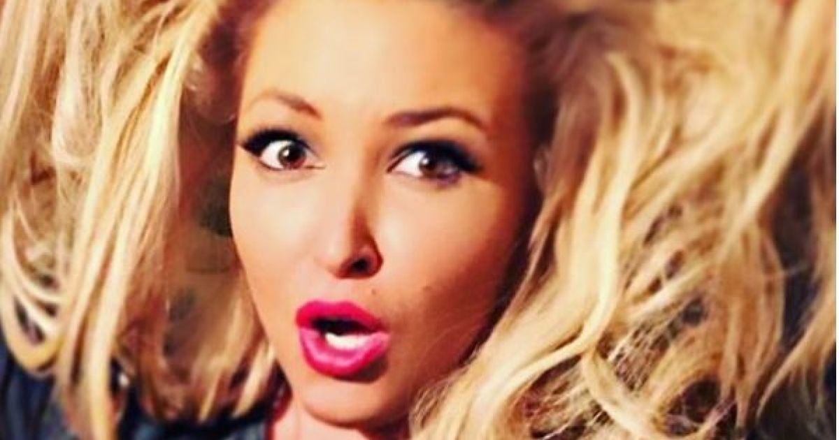 Організатори концерту Дубцової в окупованому Криму зникли з грошима співачки