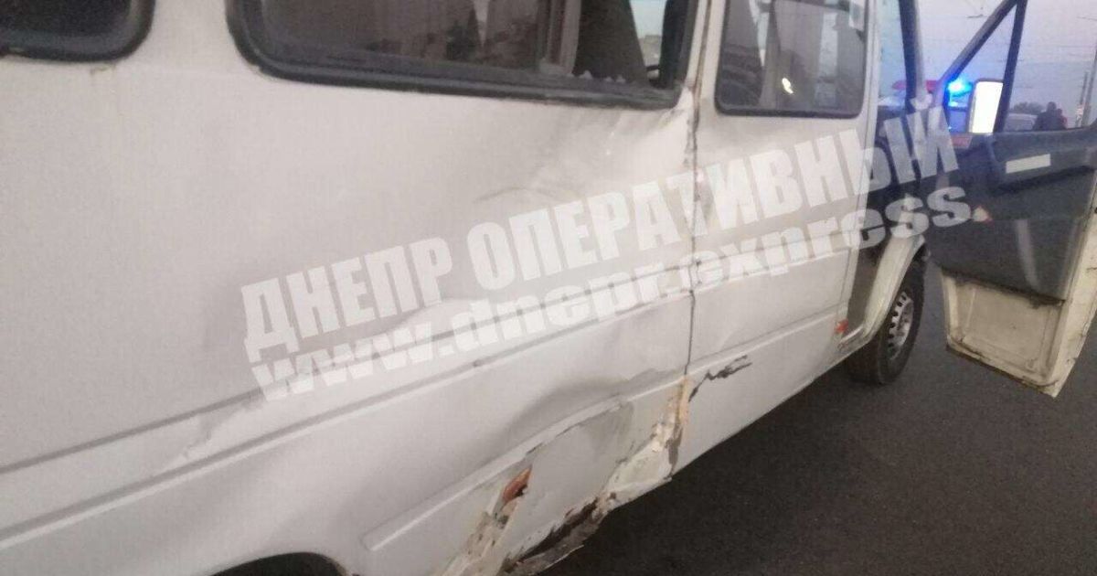 У Дніпрі вантажівка врізалася в маршрутку_2 / © Днепр оперативный