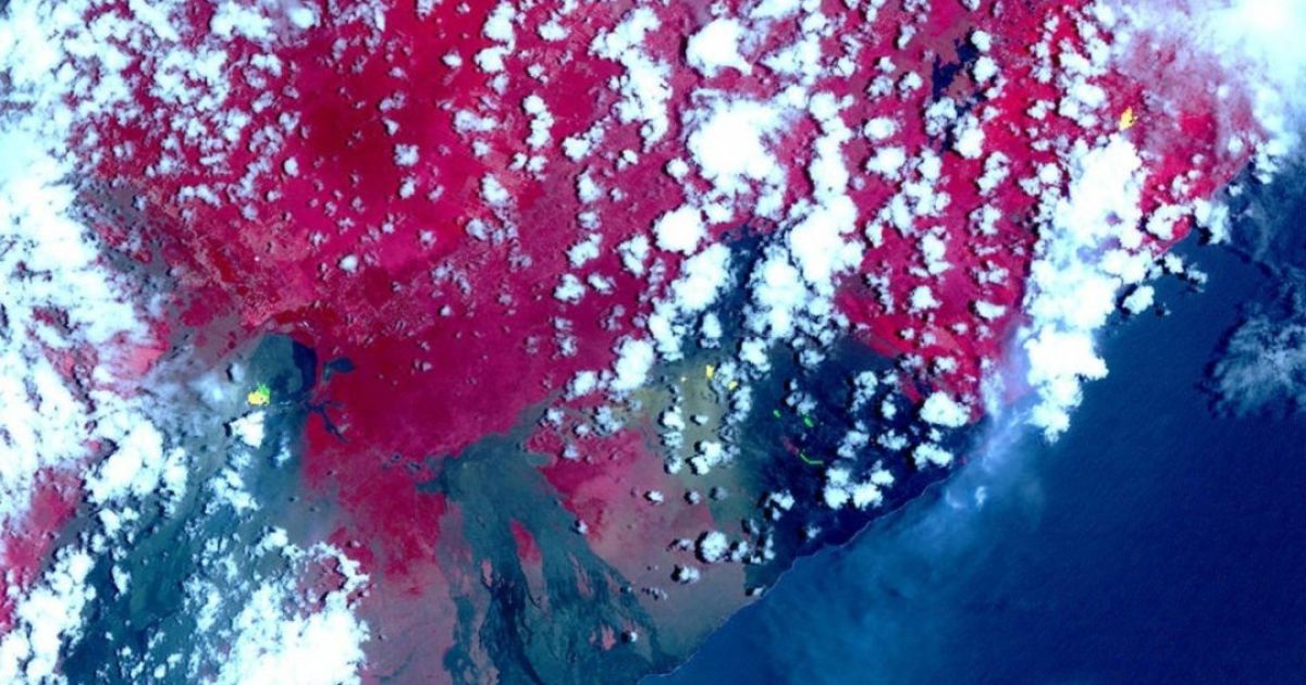 NASA представило уникальные фото жуткого извержения вулкана на Гавайях