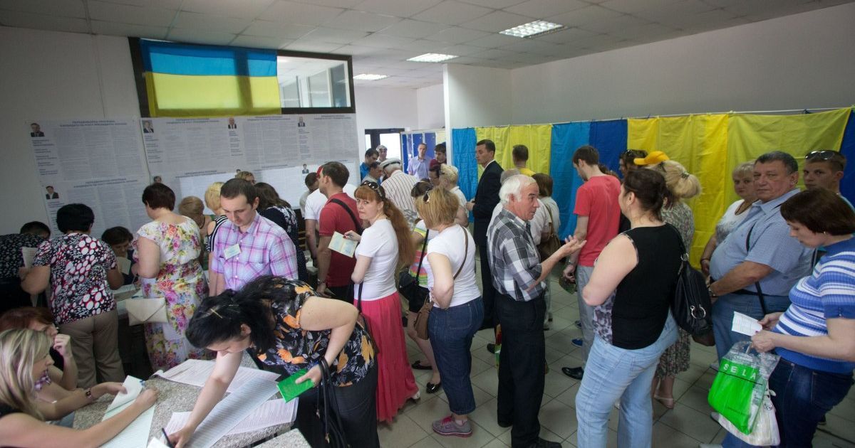 Перші офіційні дані за мажоритаркою: хто лідирує в Києві, Харкові та Львові