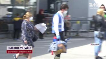 Фільм "Термінал" в реальності: українці місяцями живуть на летовищі у Берліні