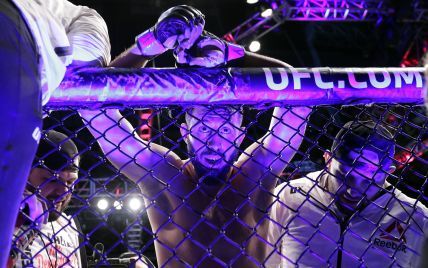 UFC 249 отменен из-за коронавируса, организации позвонили "с наивысшего уровня"