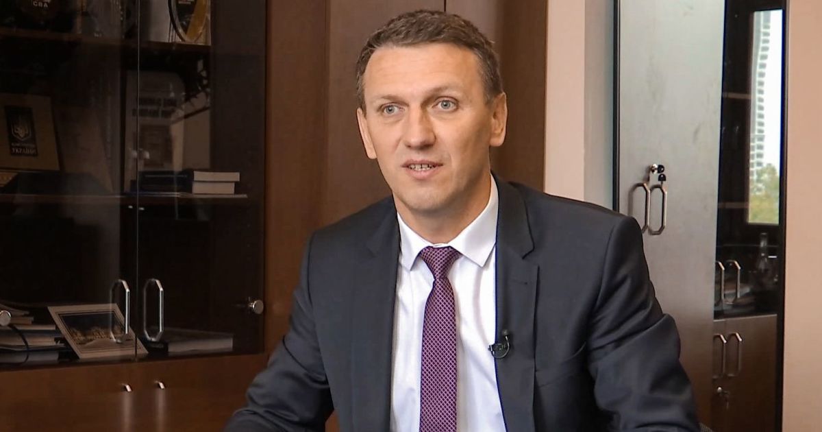 Труба считает, что прослушку в его кабинете установил один из подчиненных