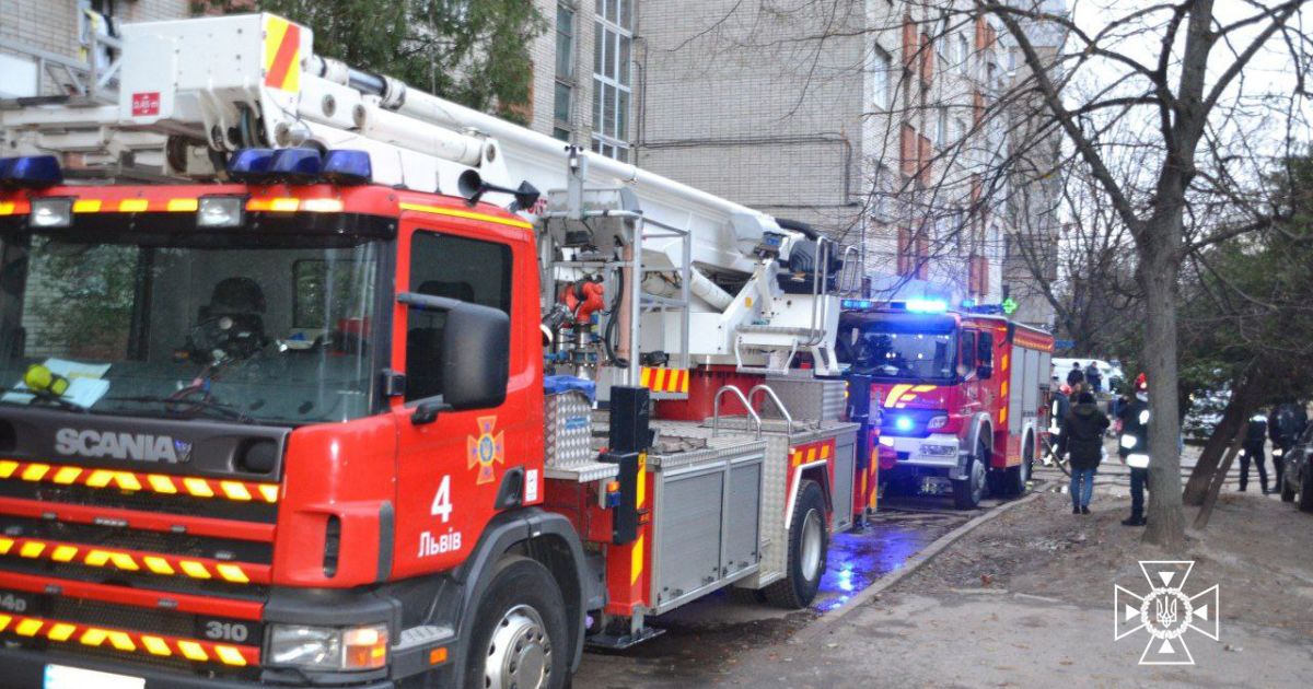 Пожар в многоэтажке во Львове