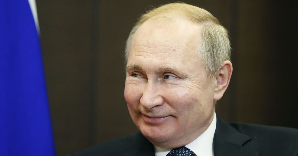 Путин обещает "удивить мир", когда у других стран появится гиперзвуковое оружие