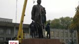 На Чернігівщині звалили останній пам'ятник Леніну на підконтрольній Україні території