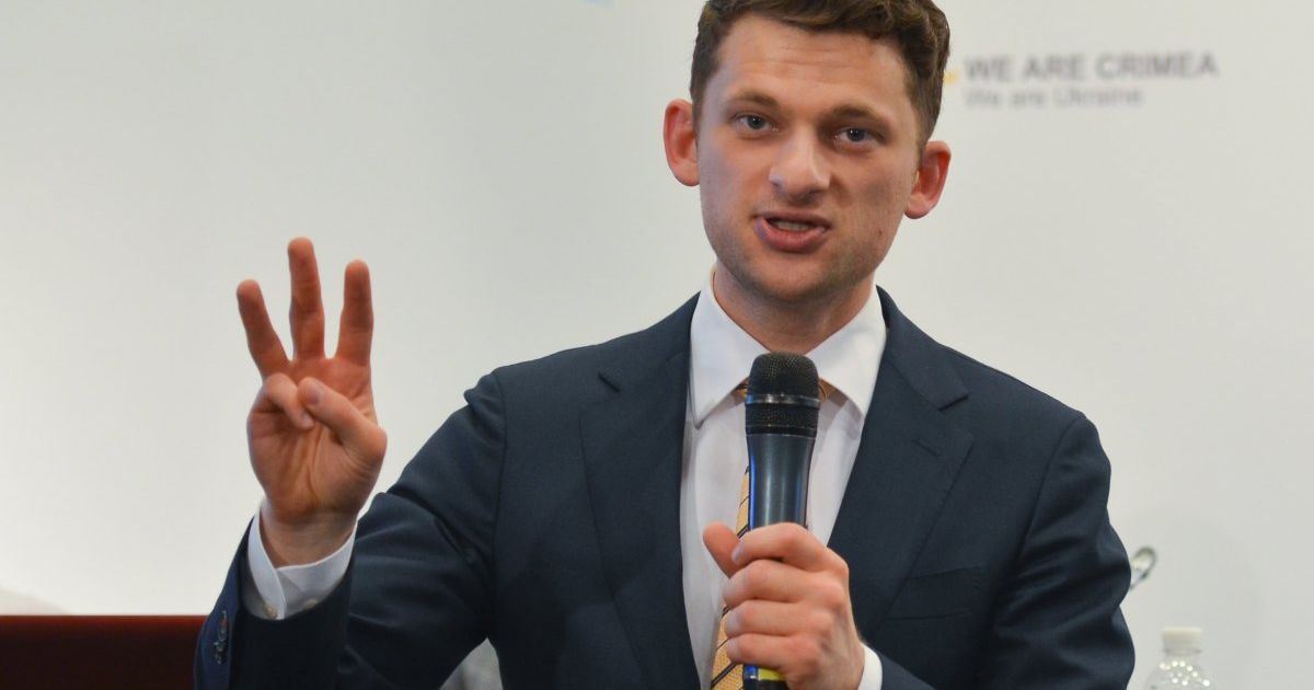 Дмитрий Дубилет