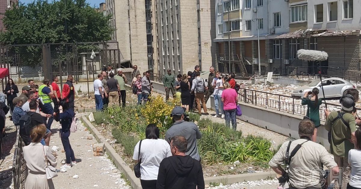 A high-rise building in Kyiv was damaged as a result of the Russian attack on May 30