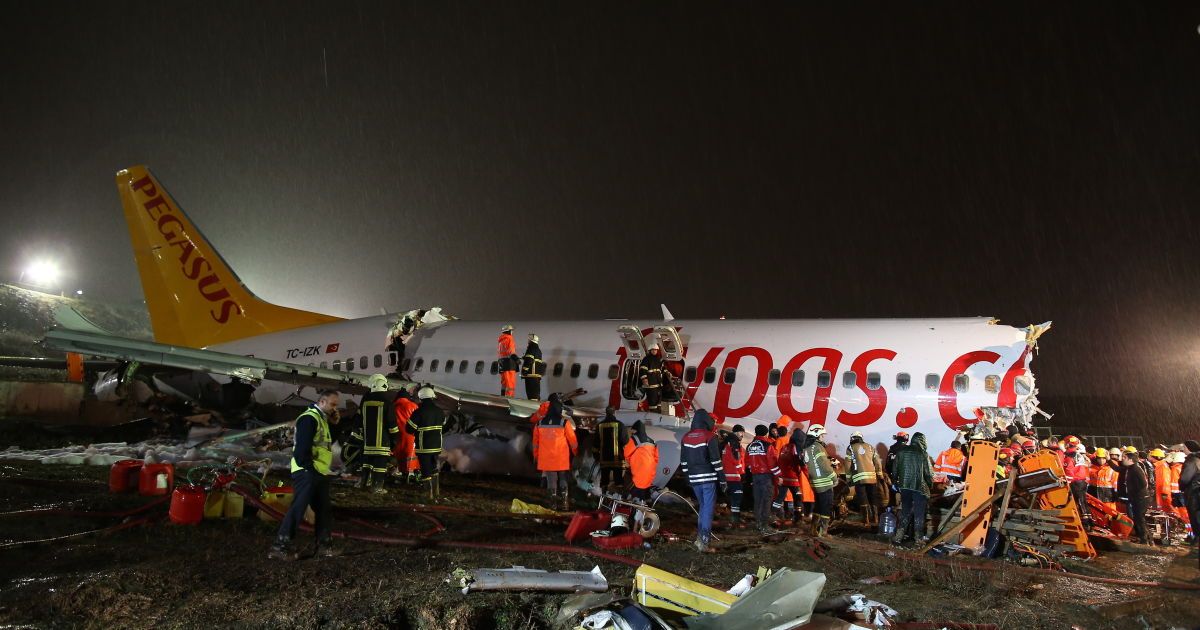 Аварія літака у Стамбулі_15 / © Associated Press