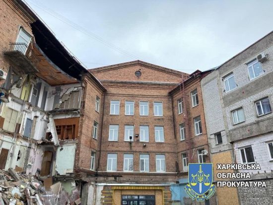 Через обвал стіни будинку в Харкові відкрито кримінальне провадження: відео моменту